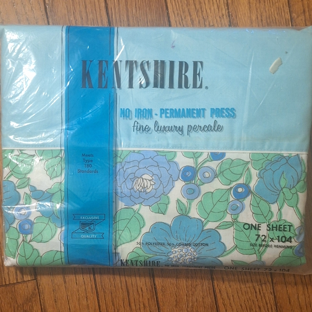 70s Full Bed Sheet 72 x 104 FANTASIA Floral Pattern Luxury Percale Vintage NIP
